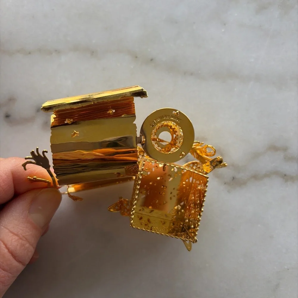 Danbury Mint 2003 Santa’s List Gold Tone Christmas Ornament Quill Scroll